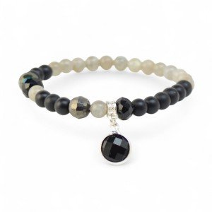 Karoliukų apyrankė su žavesiu dovana jai