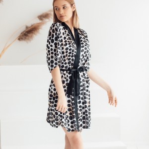 Minkšti trumpi chalatai maloniai šildo po dušo-Drabužiai moterims ir vyrams-GOWEHA