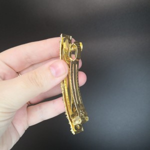 Simple Hair Clips – Elegant Hair Accessories for Any Occasion-Hair clips-Accessories and scarves